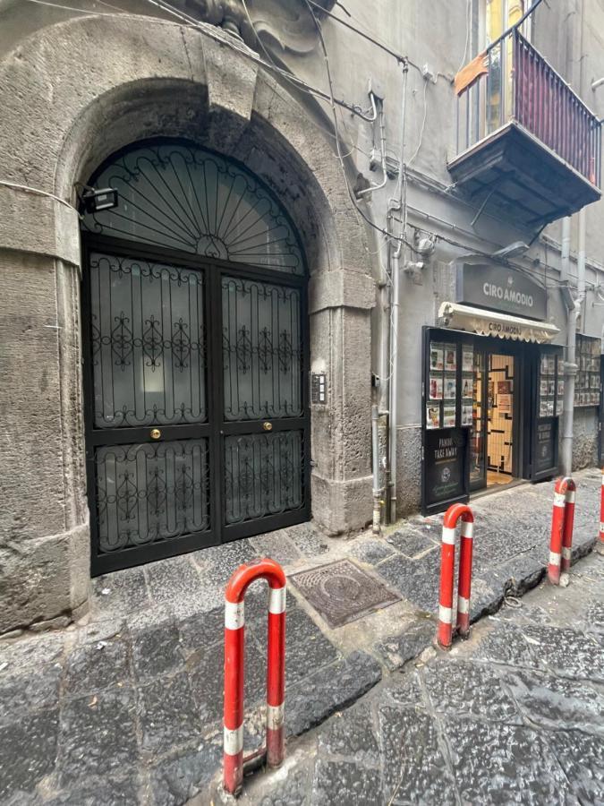 Casina A Pizzofalcone 93 Apartment Naples Exterior photo